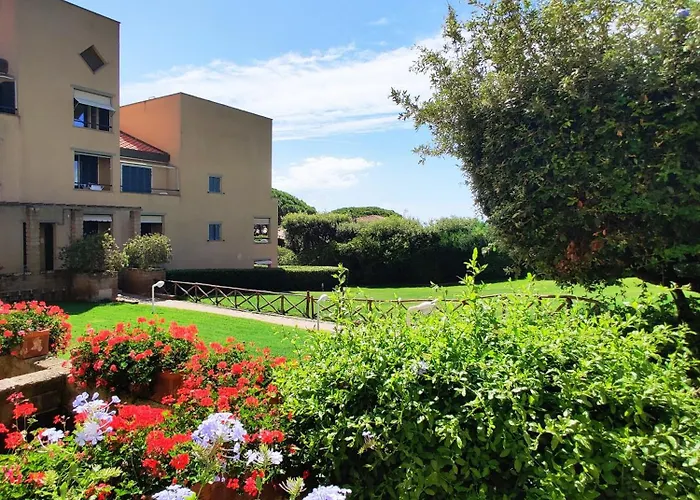Holiday Homes Marina Apartments