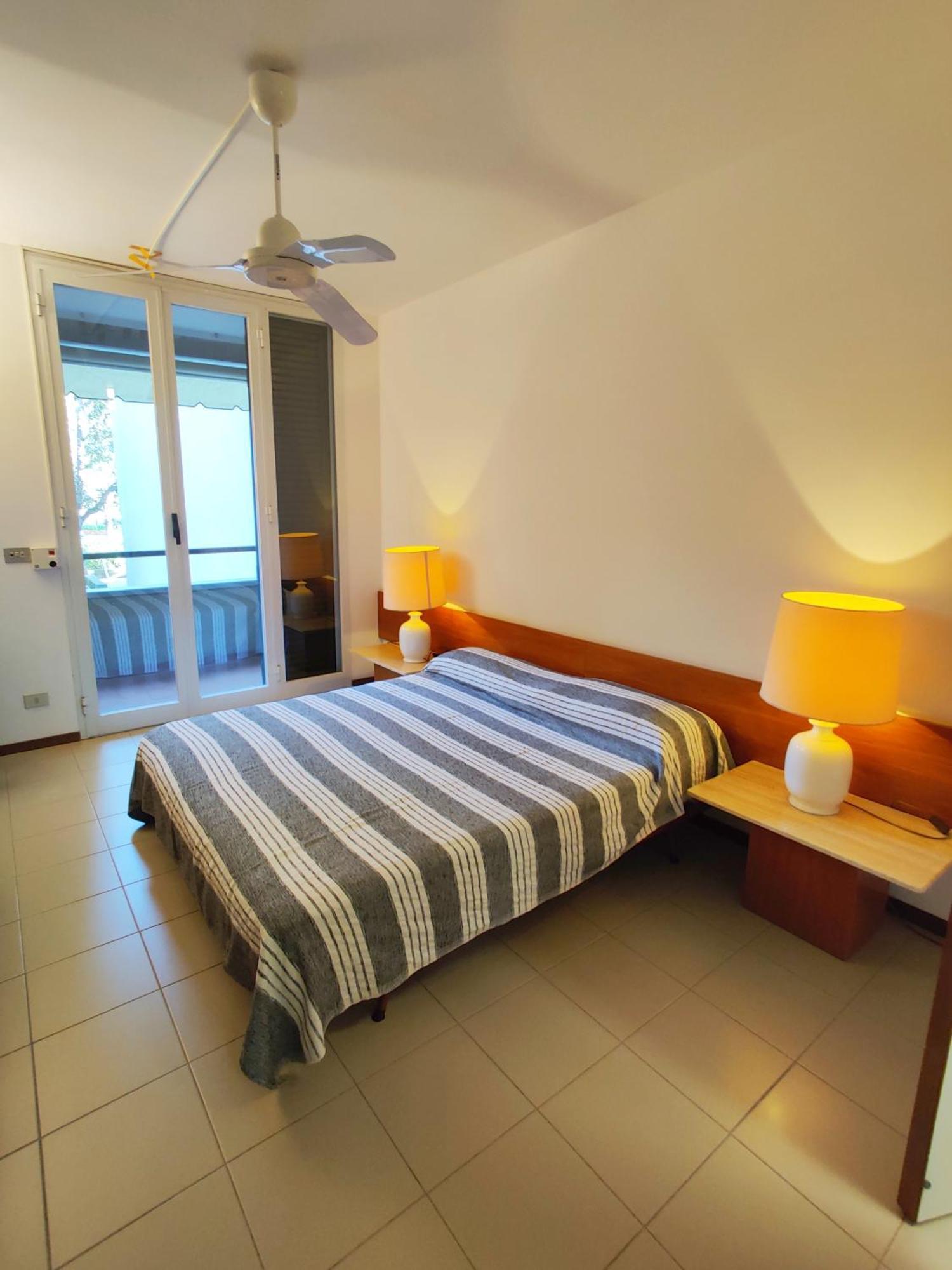 Holiday Homes Marina Apartment