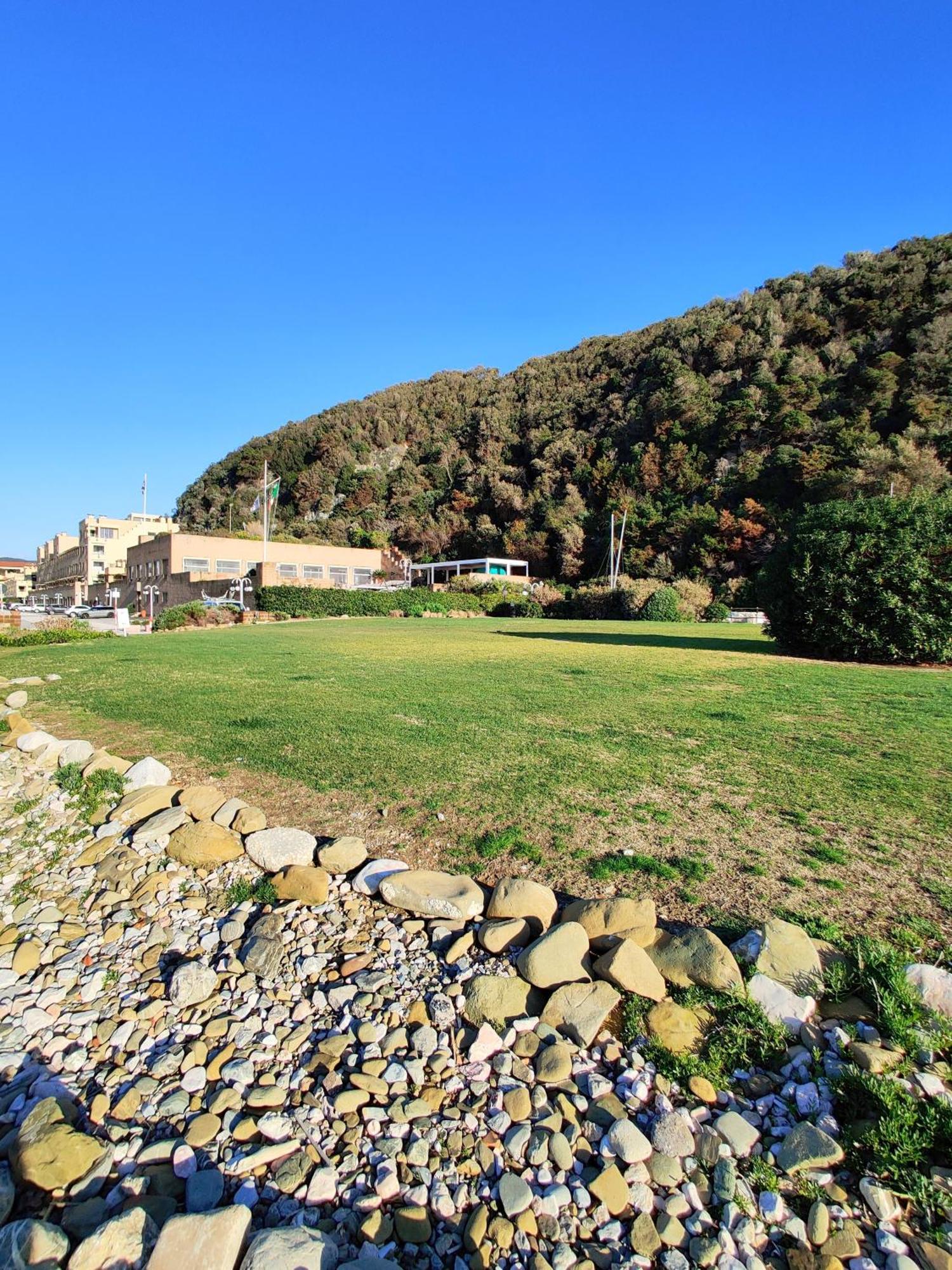 Apartment Holiday Homes Marina Punta Ala