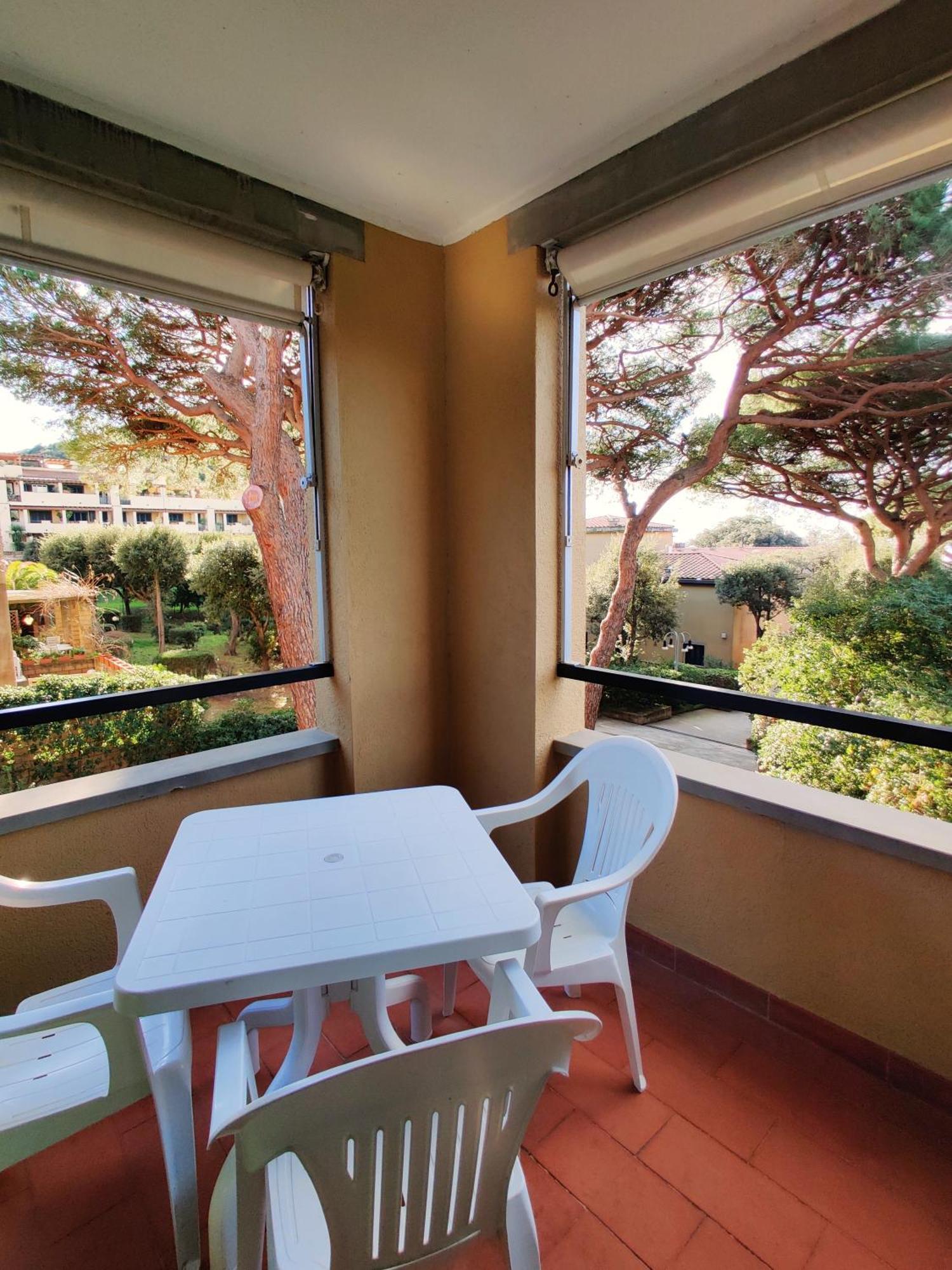 Apartment Holiday Homes Marina