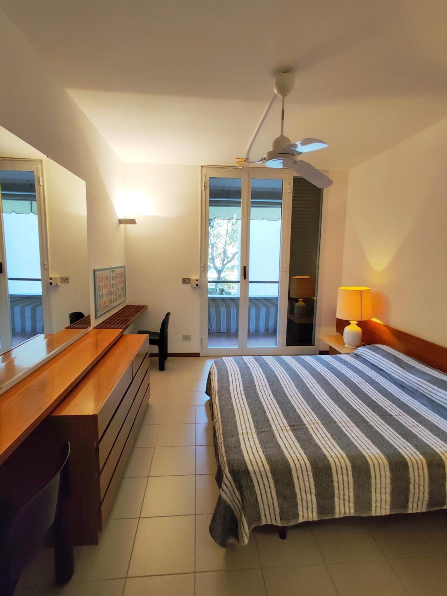 Holiday Homes Marina Apartment *